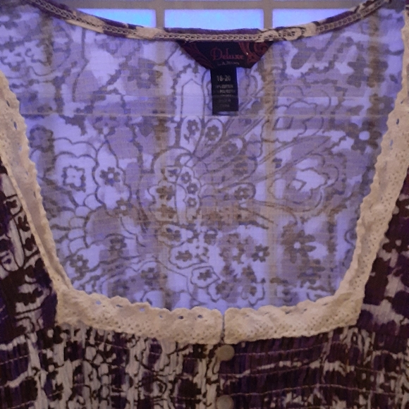 Women's Purple and White Boho Short Sleeve Babydoll Style Top size 18-20 - Picture 4 of 8